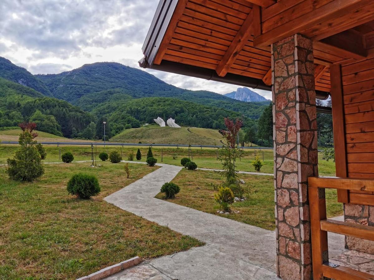 Vila "Maglic" Т'єнтіште Екстер'єр фото