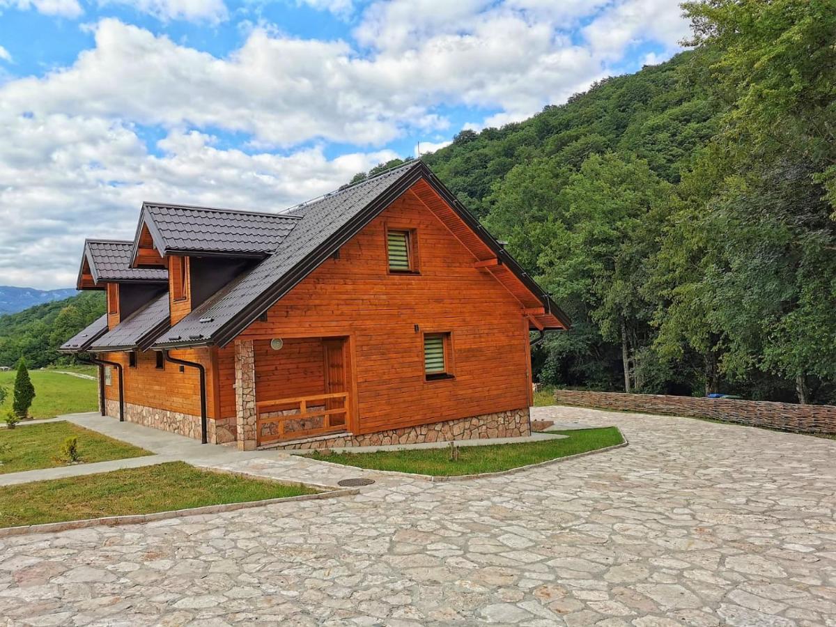 Vila "Maglic" Т'єнтіште Екстер'єр фото